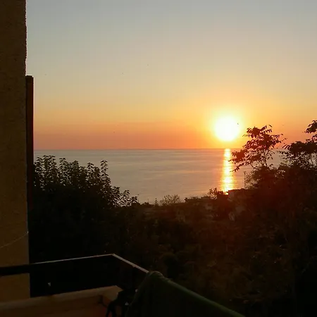 - Il Porticato Bed & Breakfast